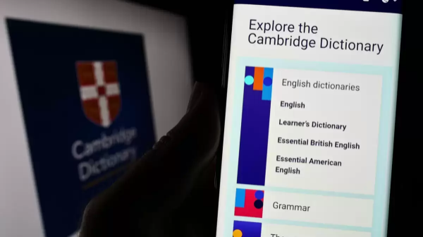 Жыл сөзі - parasocial