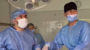 Лапароскопиялық әдіспен перфоративті жараны тігу: шұғыл хирургиядағы заманауи тәсіл