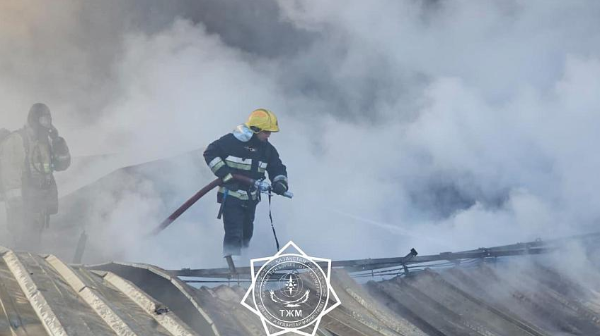 Алматыда қоймадағы ірі өрт ауыздықталды