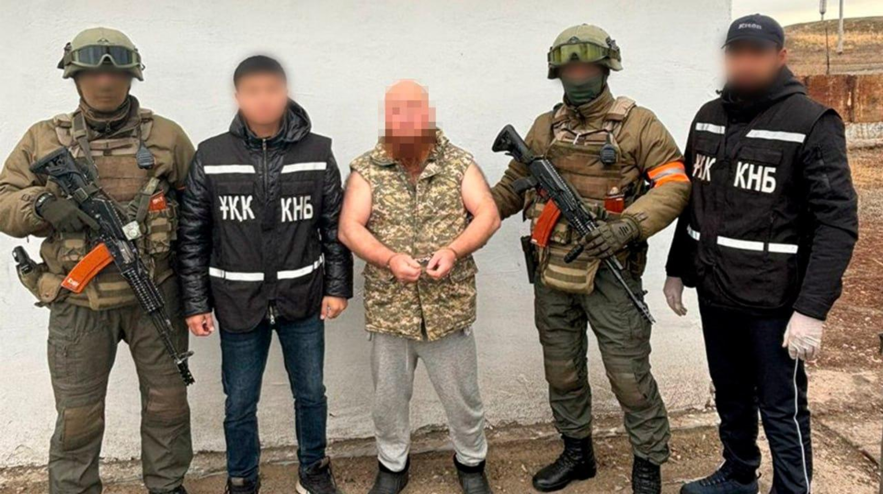 ҰҚК терроризмді насихаттады деген күдікпен алты адамды ұстады