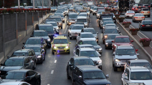 Алматыны тұмша түтіннен құтқаратын жалғыз жол – көлік ағынын азайту – урбанист Дәурен Әлімбеков