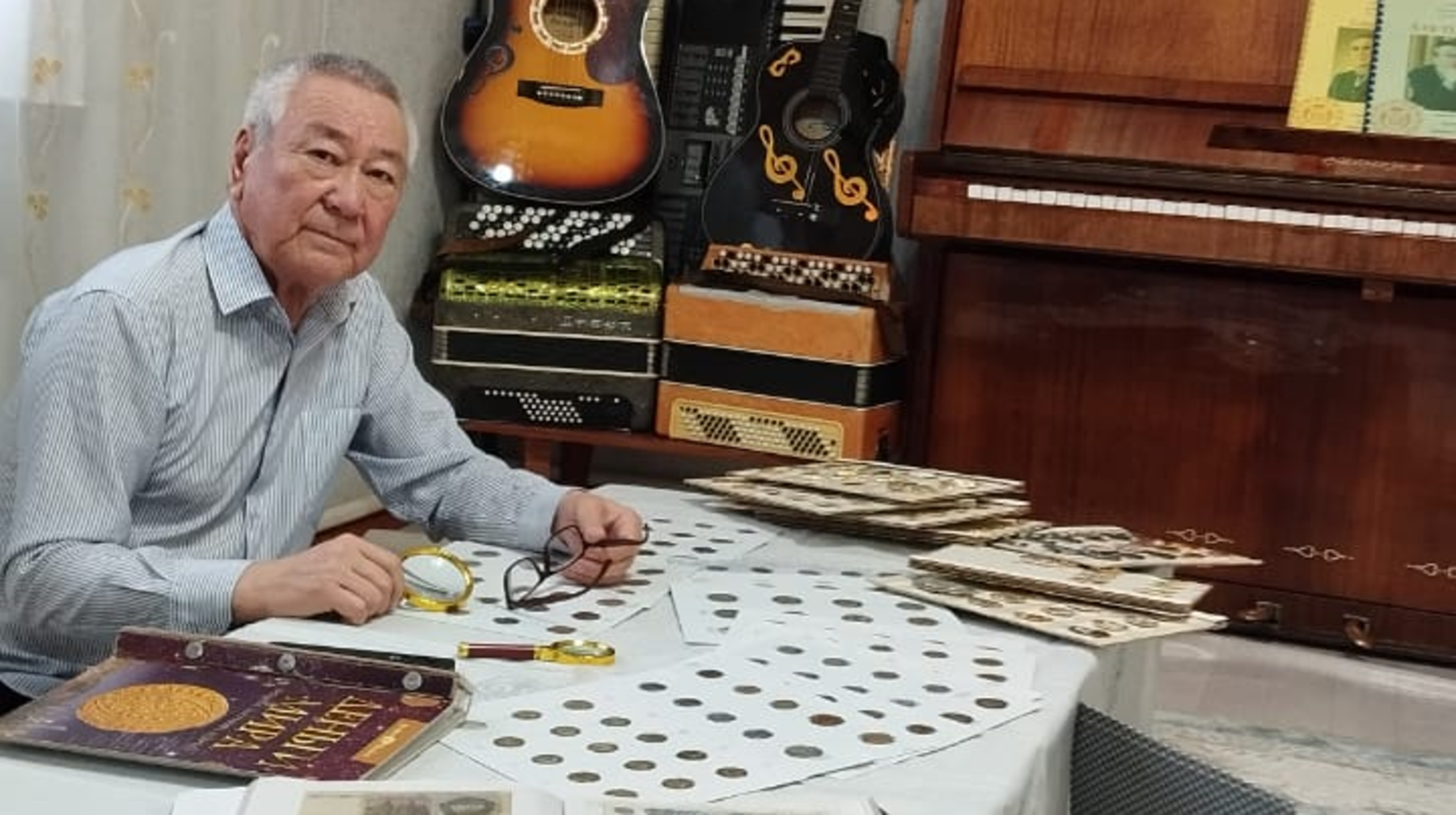 55 жыл жинап келемін: ерекше "қазынасы бар" ауылдағы нумизмат мұғалімнің хикаясы 