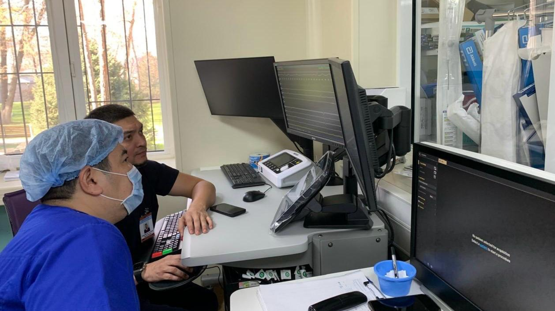 Алматыда екі науқасқа заманауи үш камералы кардиостимулятор орнатылды