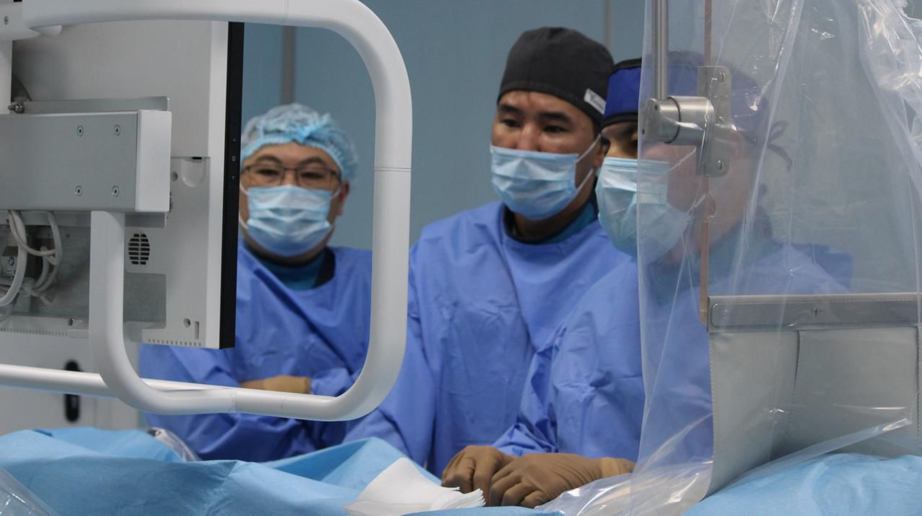 Алматылық дәрігерлер ауыр инсульттен кейін комаға түскен әйелді аман алып қалды