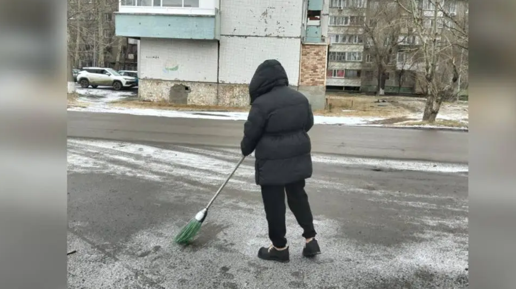 Екібастұзда құрбысымен төбелескен бойжеткенге жаза тағайындалды