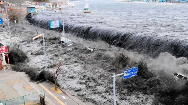 Japonıada 7,6 baldyq joıqyn jer silkinisi boldy