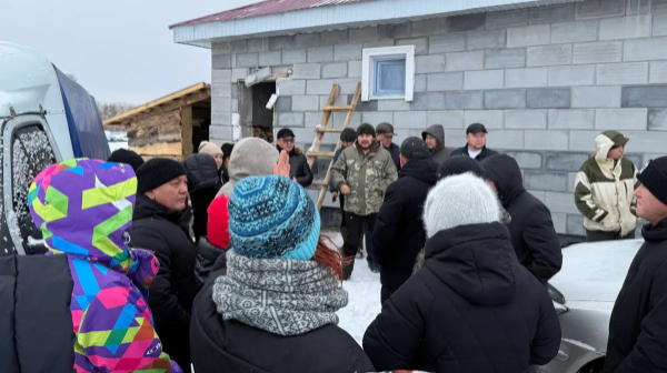 Óskemende jeke úıde qazan jarylyp, 7 jastaǵy qyz aýrýhanaǵa jetkizildi