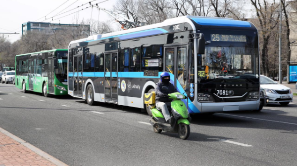 Алматыда көлік жүйесін жаңғырту жеделдетіледі: 2026 жылы BRT мен LRT жобалары басталады