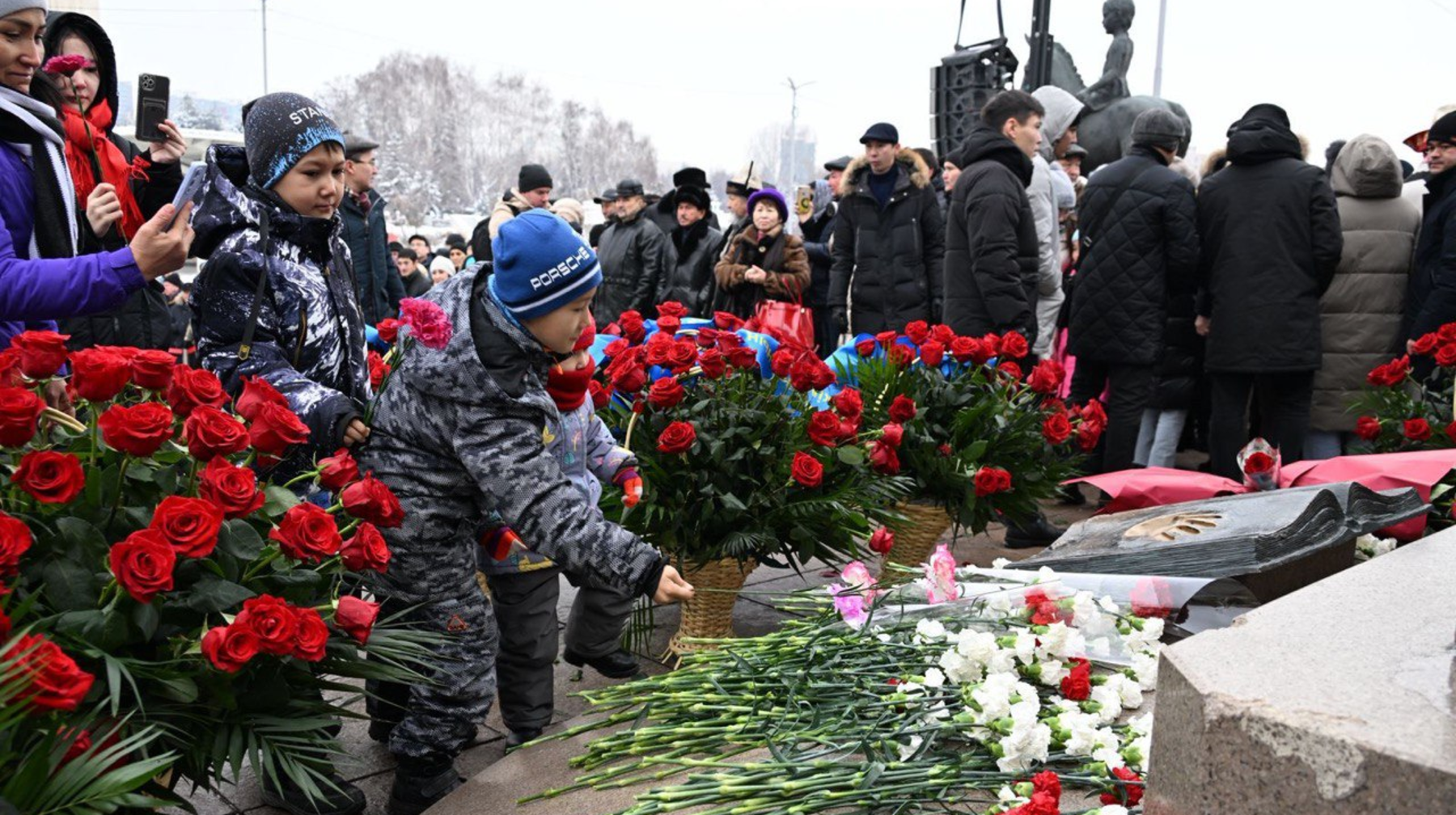 Jeltoqsan qaharmandaryna taǵzym: qalada eske alý is-sharalaryna daıyndyq júrip jatyr