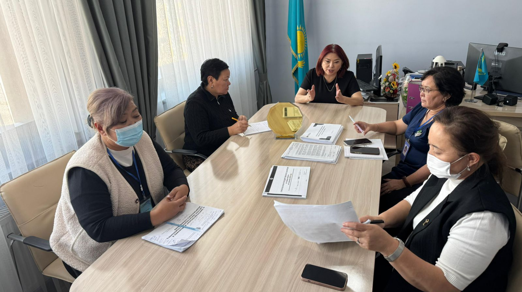 МӘМС жүйесіндегі өзгеріс: Алматыда медициналық ұйым қызметкерлері арнайы оқытылып жатыр