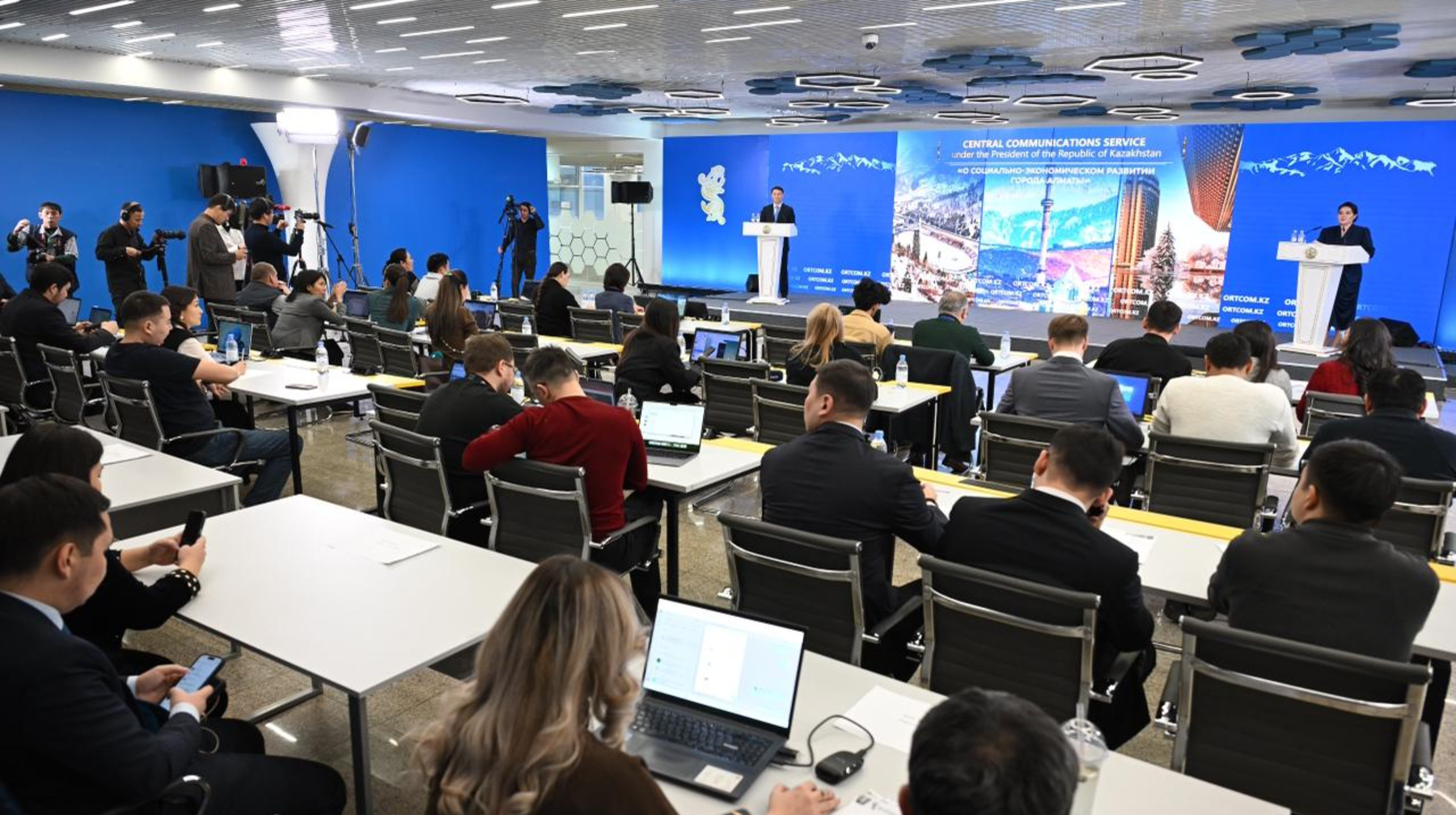 شاعىن جانە ورتا بيزنەس الماتى ەكونوميكاسىنىڭ نەگىزگى درايۆەرى بولىپ قالا بەرەدى – دارحان ساتىبالدى