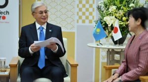 Токио губернаторы Тоқаевты қазақ тілінде қарсы алды