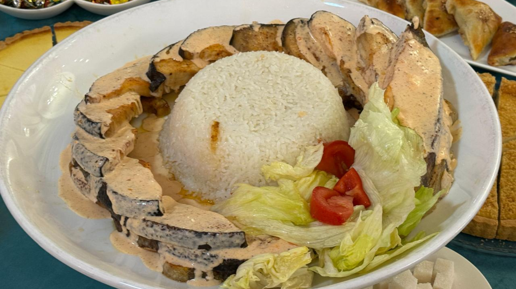 Jańa jyl merekesinde qalaı durys tamaqtaný kerek: dıetolog keńesi