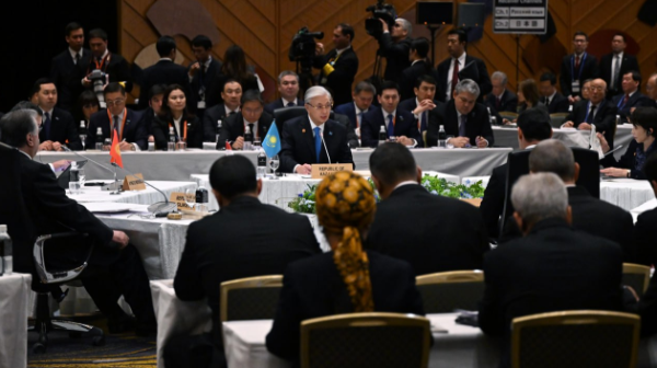 قازاقستان مەن جاپونيا 3،7 ميلليارد دوللاردان اساتىن 60-تان اسا قۇجاتقا قول قويدى