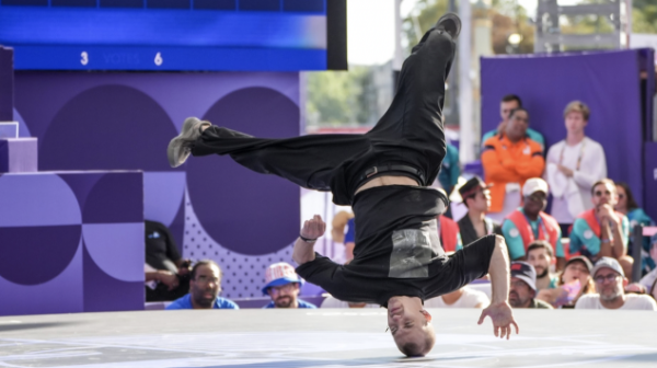 Ámir Zakırov breıkıngten álem chempıonatynda jeńiske jetti