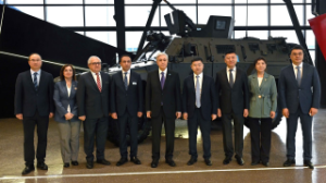 Президент Besqaru зауытымен танысты