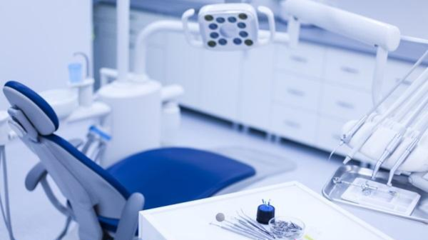 274 стоматологиялық клиника тексеріліп, заңбұзушылықтар анықталды