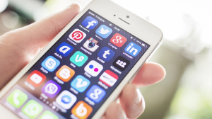 "Жасы қырыққа жетсе де, ой-өрісі 15 жаста": сарапшылар әлжелінің кесірі туралы ашық айтты