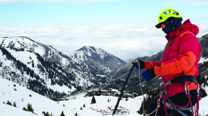 Ажалдан арашалаған қаһармандар: Алматыдағы авариялық-құтқару қызметі қалай жұмыс істейді?