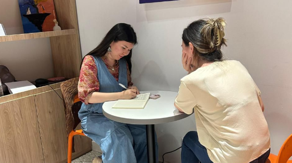 Almatyda jyl basynan beri 6,8 myńnan astam jasqa psıhologıalyq qoldaý men keńes kórsetildi