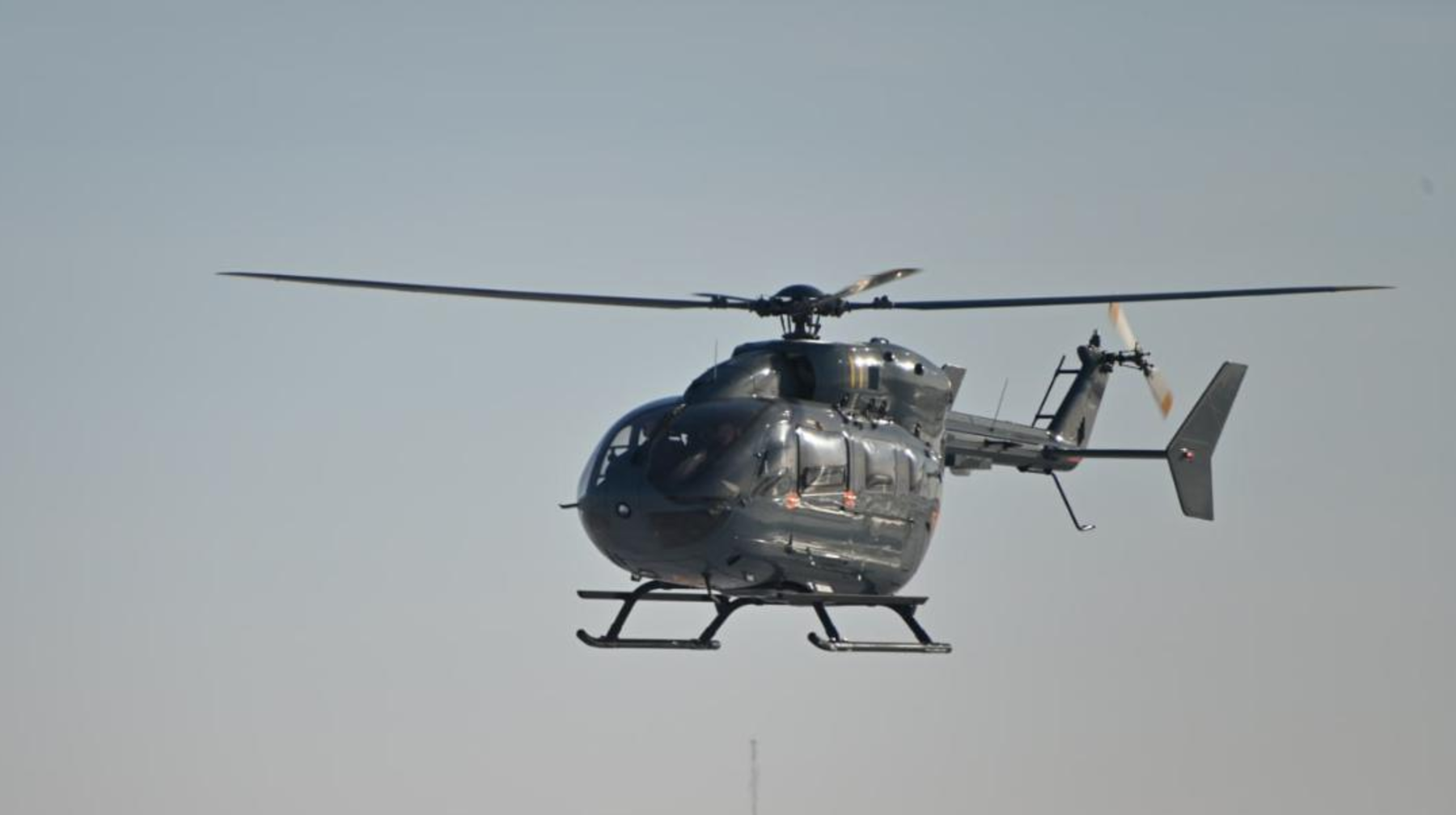 12 мың сағаттан астам ұшу: әскери ұшқыштар оқу-жаттығу ұшуларын бастады