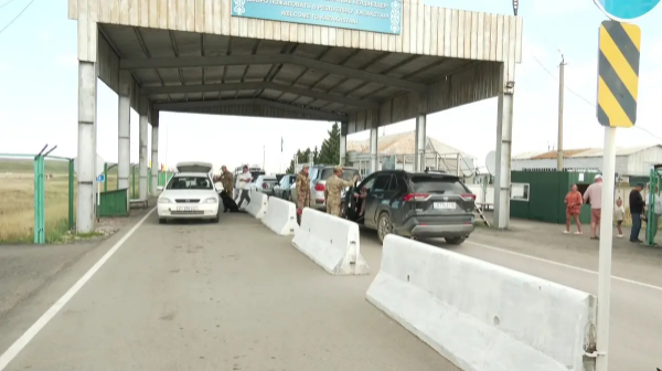 Qyrǵyzstanmen shekaradaǵy "Kegen" ótkizý beketi táýlik boıy jumys isteıtin bolady