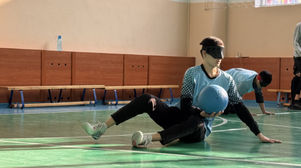 "Senim" áleýmettik qyzmetter ortalyǵynda golboldan sporttyq is-shara ótti