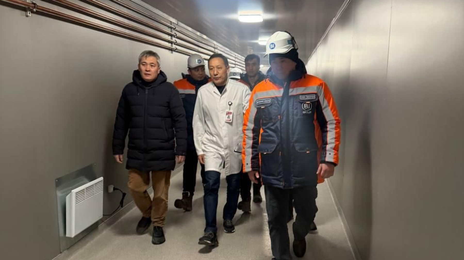 Almaty ákiminiń orynbasary Naýryzbaı aýdanyndaǵy áleýmettik nysandardyń qurylysyn tekserdi