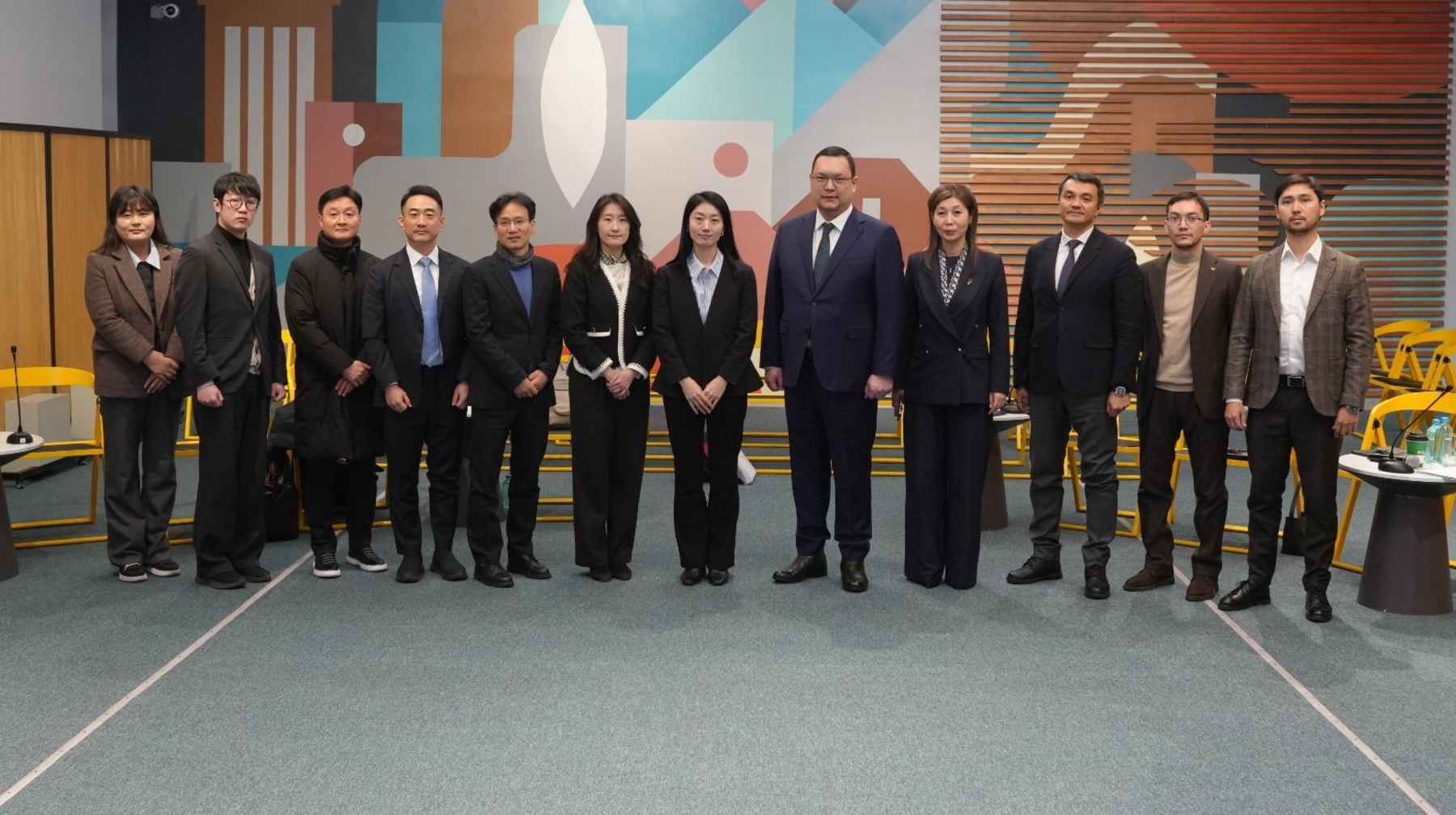 Almatyda Employment Permit System (EPS) júıesi aıasyndaǵy irikteýdiń ekinshi kezeńi ótip jatyr