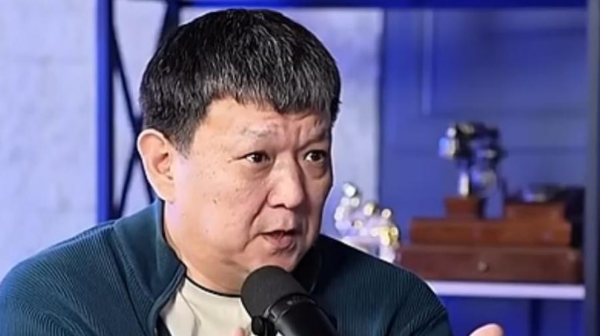 Jańa Qazaqstanǵa bastar jol: Konstıtýsıalyq komısıa ne ózgertedi?