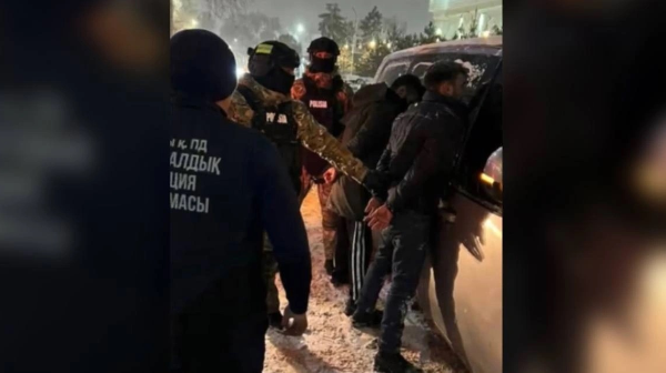 Алматыда пәтер тонаумен айналысқан күдіктілер ұсталды