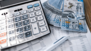 2 ميلليونعا جۋىق جالاقى الاتىن كىمدەر؟