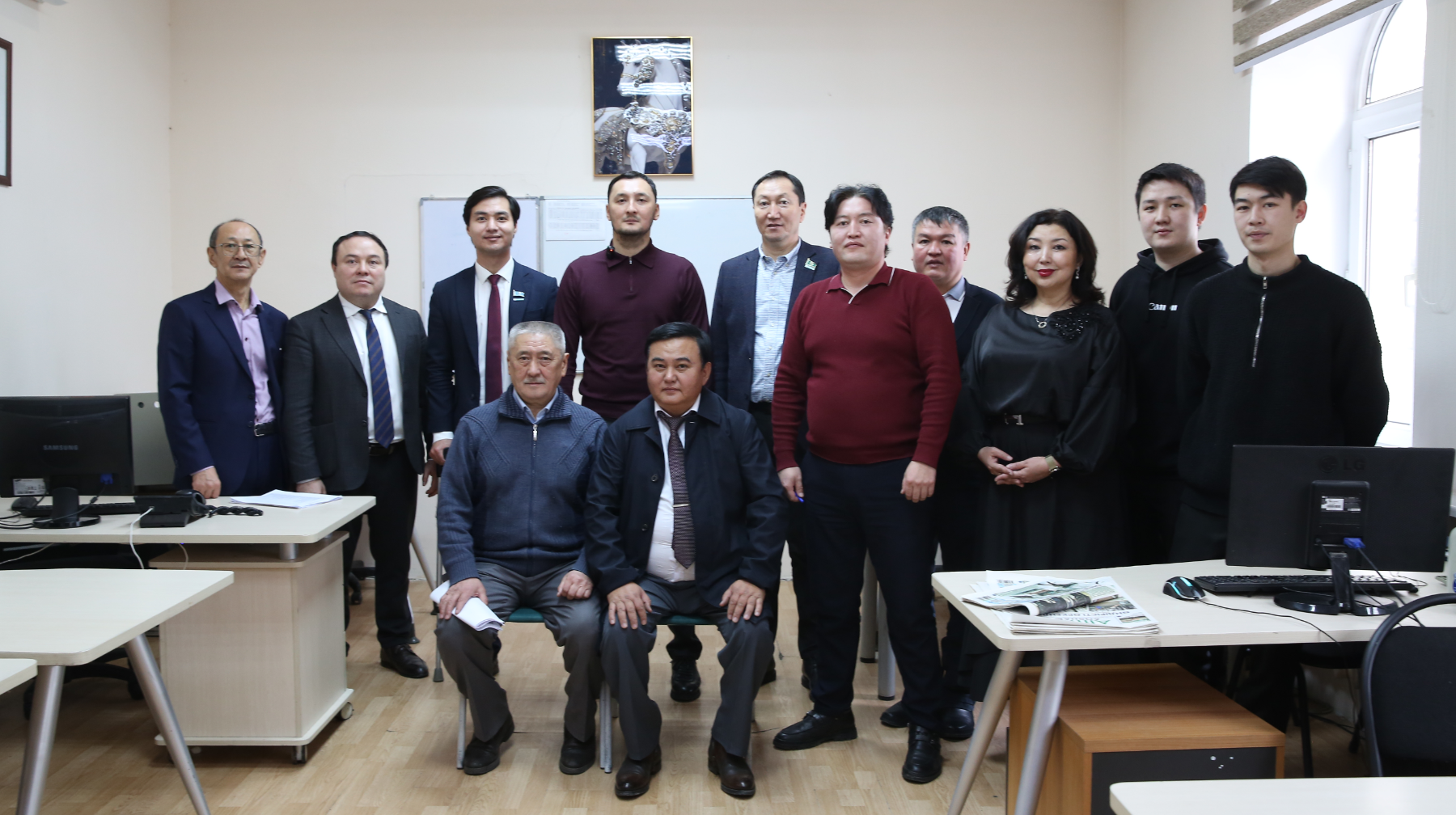 Бір топ депутат Alatau aqparat медиахолдингінде қонақта болды