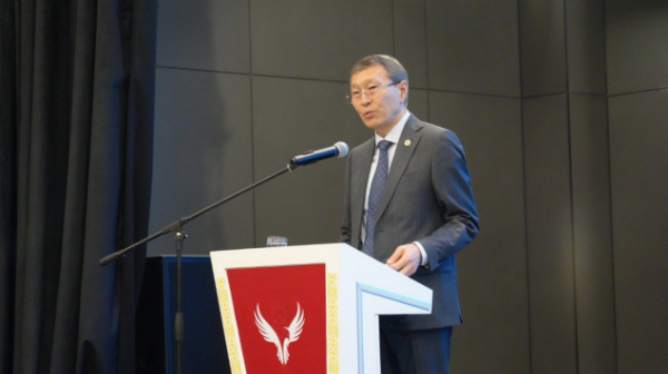 Орталық сайлау комиссиясының төрағасы жас сайлаушылармен кездесті