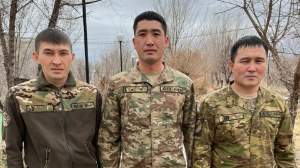 Ұлттық ұлан әскери қызметшілері Заречный шағынауданындағы өрт кезінде тұрғындарды эвакуациялады