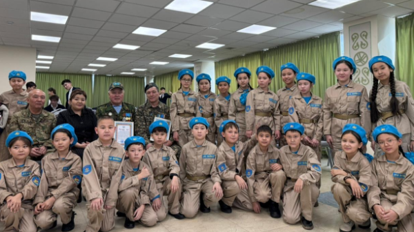 Ұлтық ұлан қамқорлығындағы мектеп-лицейде  «Ер есімі – ел есінде!» ерлік сабағы өткізілді