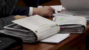 Бас прокуратура Қайрат Қожамжаровқа қатысты тергеу жүріп жатқанын растады