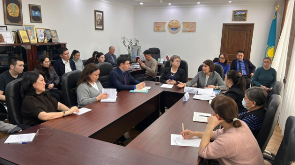Астанада сарапшылар «Отбасылық құндылықтардың құқықтық негізі және әлеуметтік қорғау» - атты тақырыбы аясында жаңа Конституция жобасын талқылады