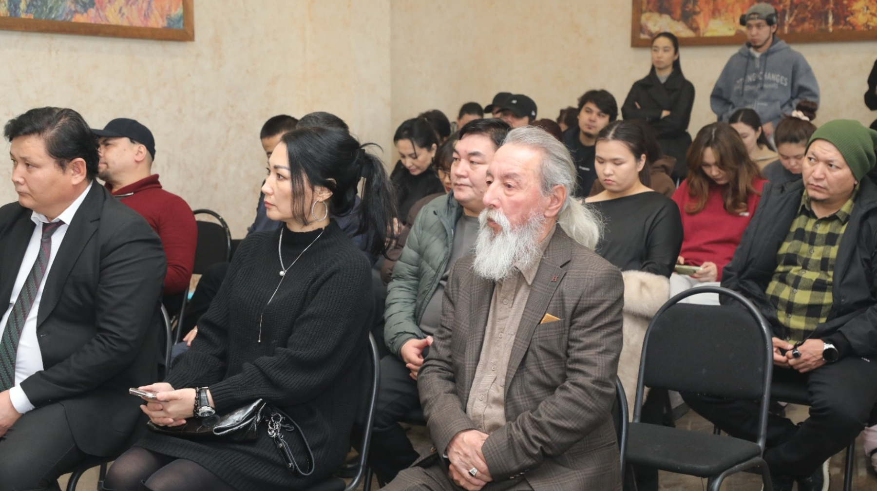 Алматының өнер ұжымы конституциялық реформаны қолдайтынын білдірді