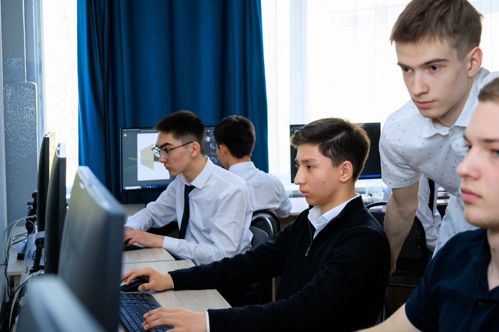 Алматы жаңа IT-көшбасшылар буынын қалыптастырып жатыр: BilimHack–2026