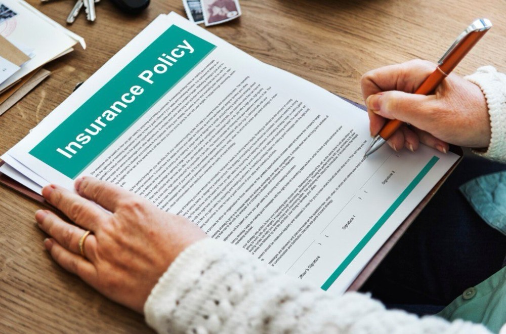 Өмірді жинақтаушы сақтандыру: ол қалай жұмыс істейді және не үшін қажет?