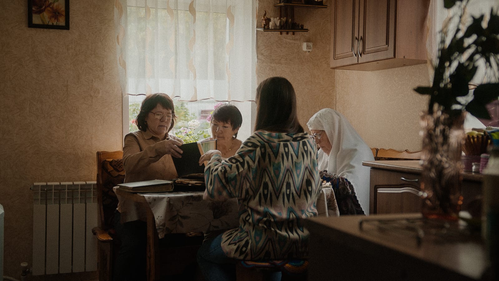 Қазақстан прокатына «Пряники для её отца, моего прадеда, её деда» деректі фильмі шығады 