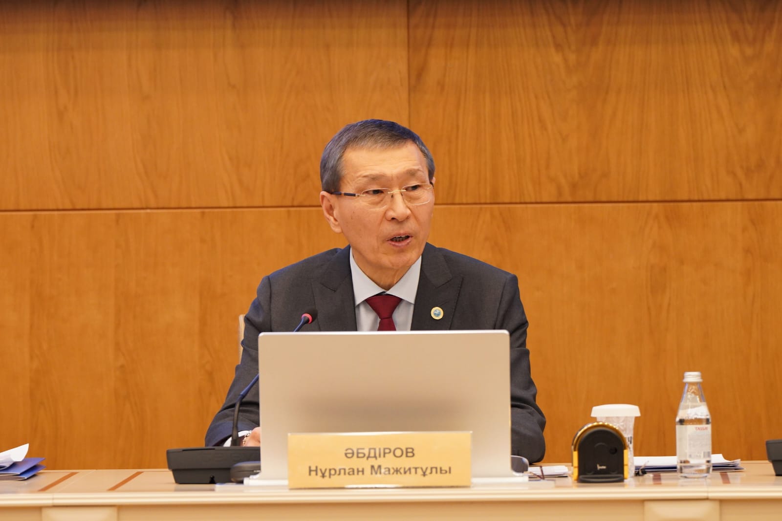 Референдум күні ОРК әр екі сағат сайын тікелей эфирге шығады