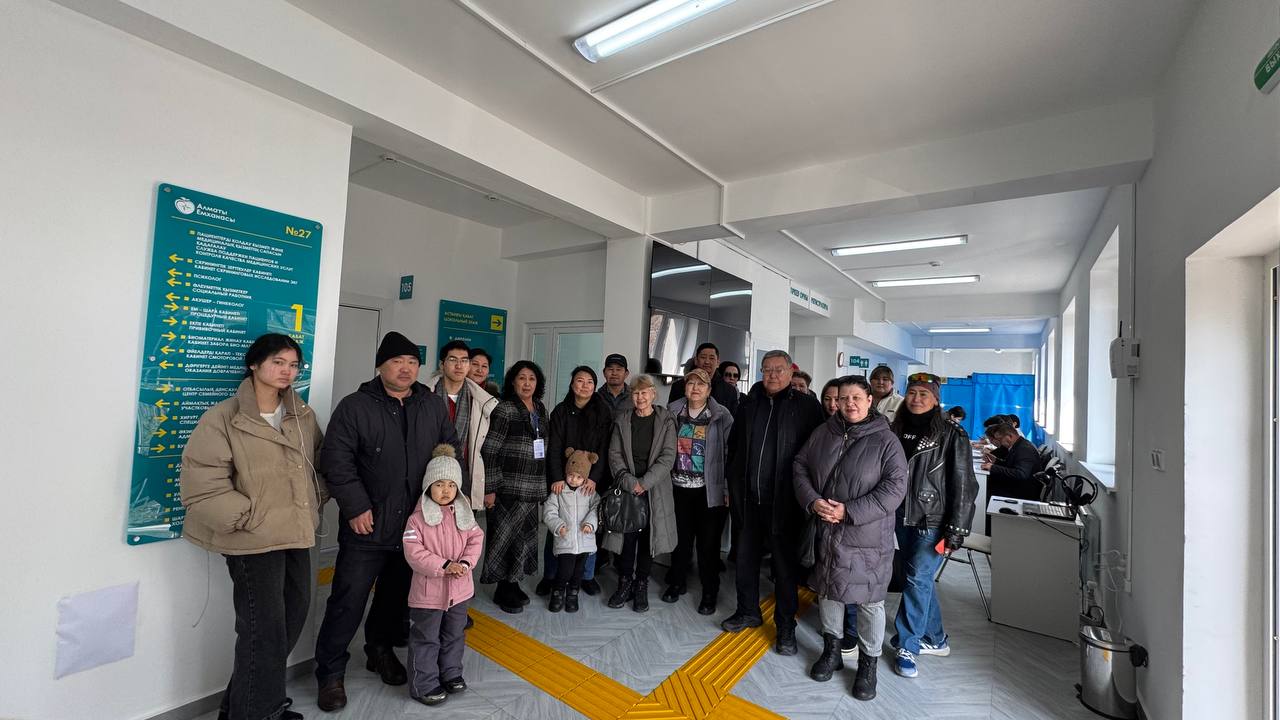 Алматылықтар референдумға көршілерімен бірге келіп дауыс берді