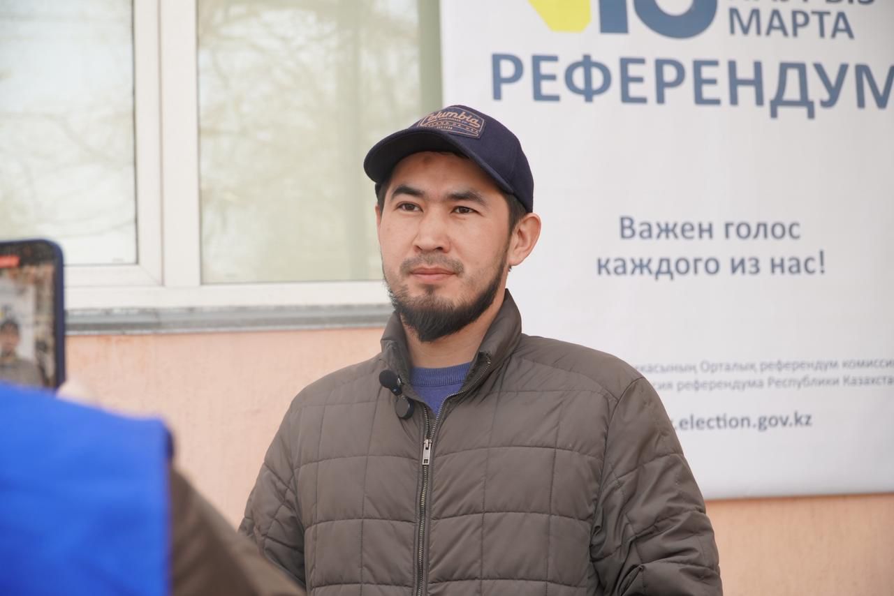 Медеу ауданындағы №366 учаскеде Абай Құнанбаев дауыс берді