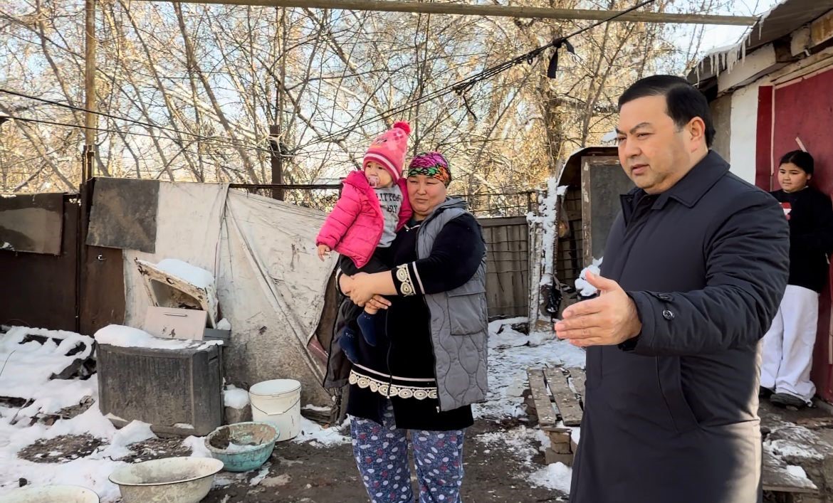 Алматы академиясы көп балалы ананы қуантты