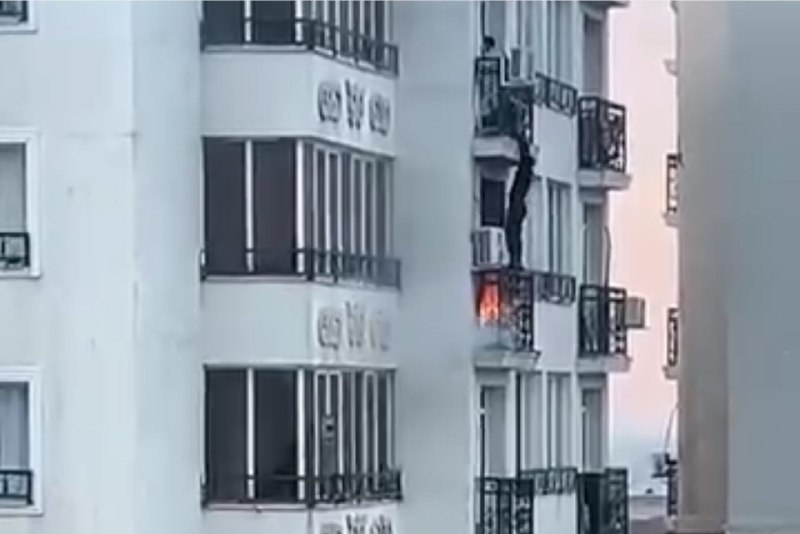 Адам өміріне араша болған