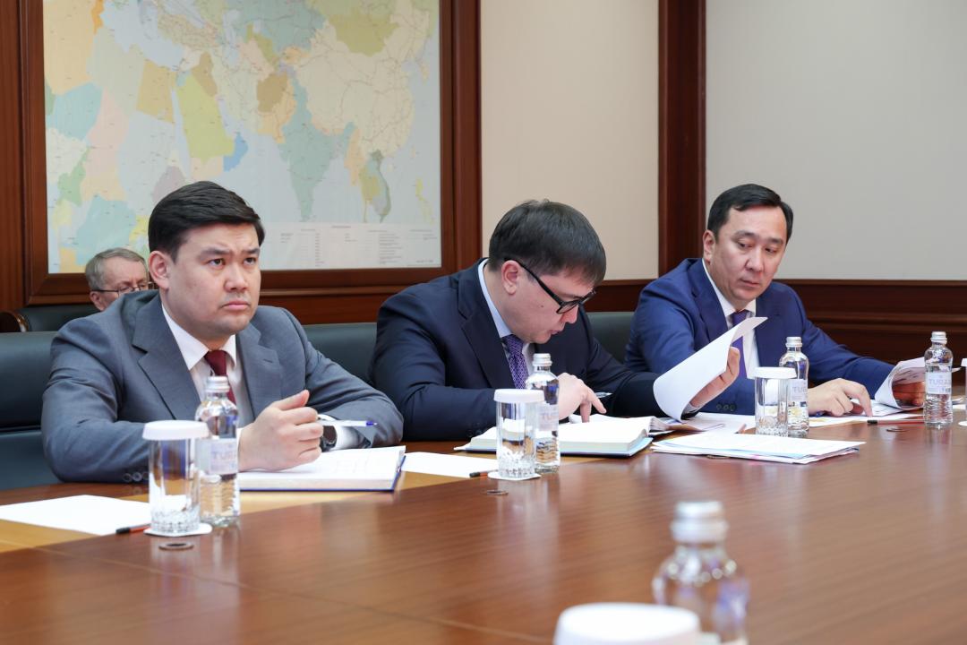 Жол саласының құрылыс маусымына дайындығы пысықталды