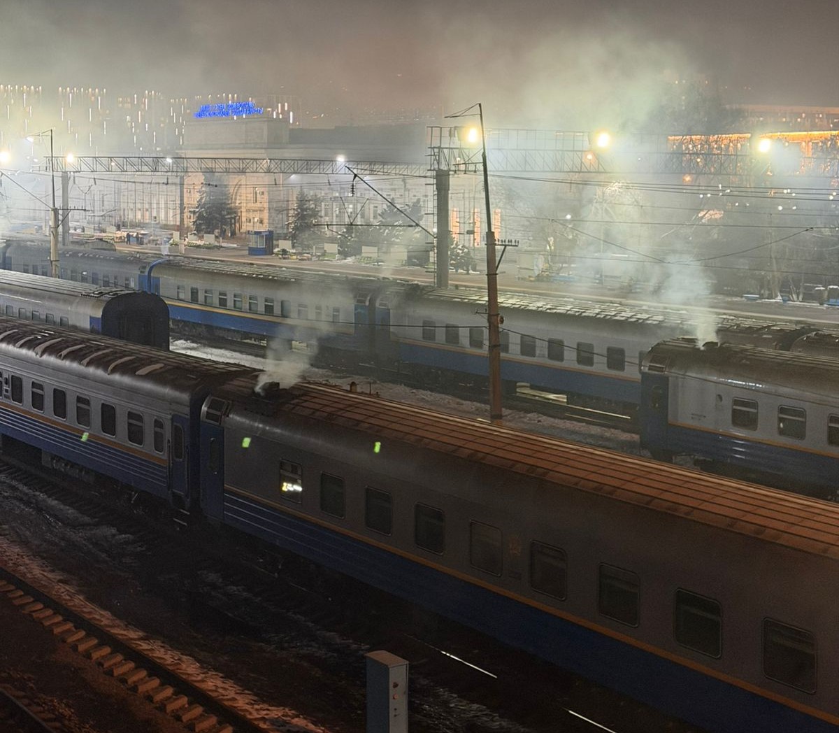 Алматыда пойыздарды тексеру кезінде күйе мен көміртегі оксиді бойынша шекті нормалардың асқаны анықталды