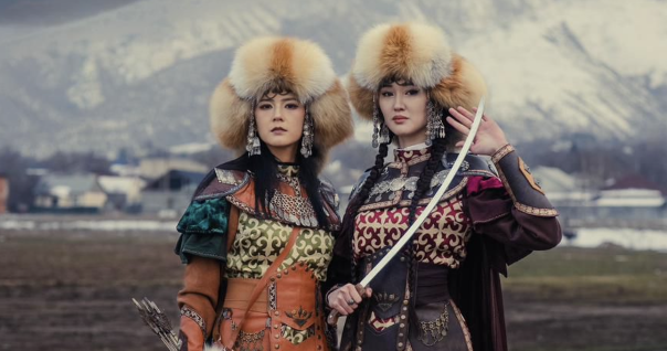 Алматыға миллиондаған аудиториясы бар қытайлық блогер Тао Тао келді